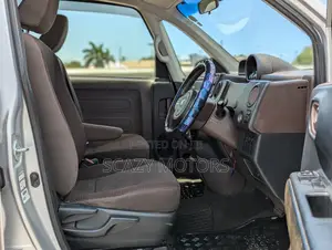 Toyota Porte 2014 Silver