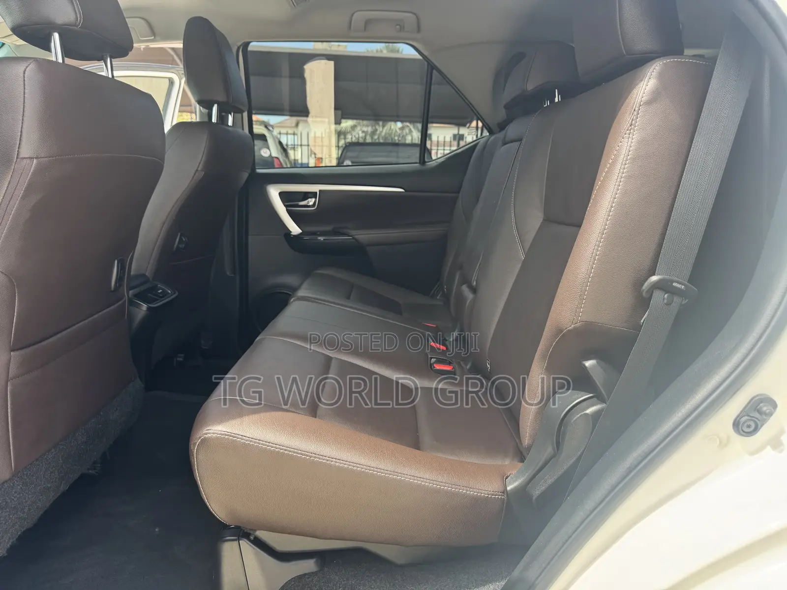 Toyota Fortuner 2.4 D AWD 2023 White