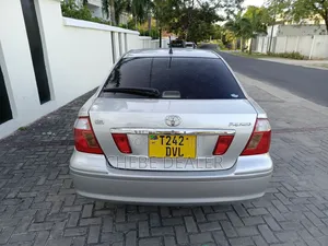 Toyota Premio 2004 White