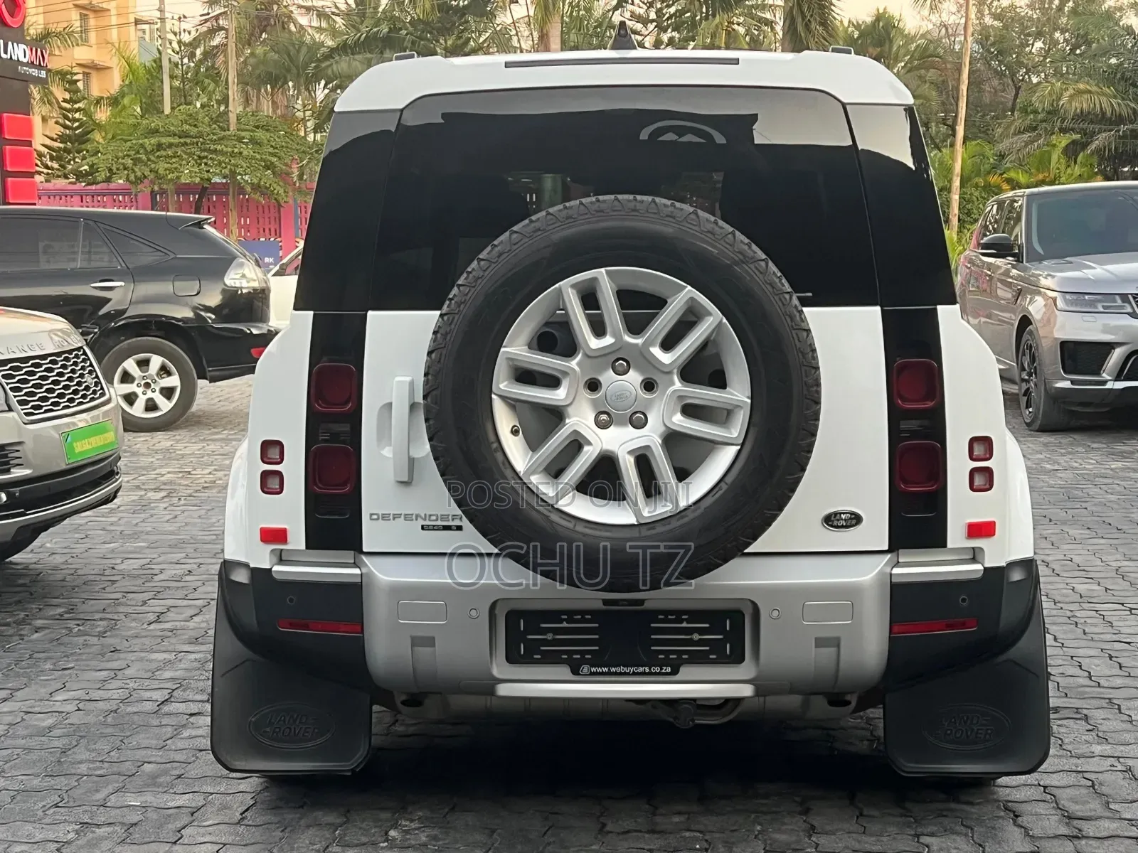 Land Rover Defender 2021 White