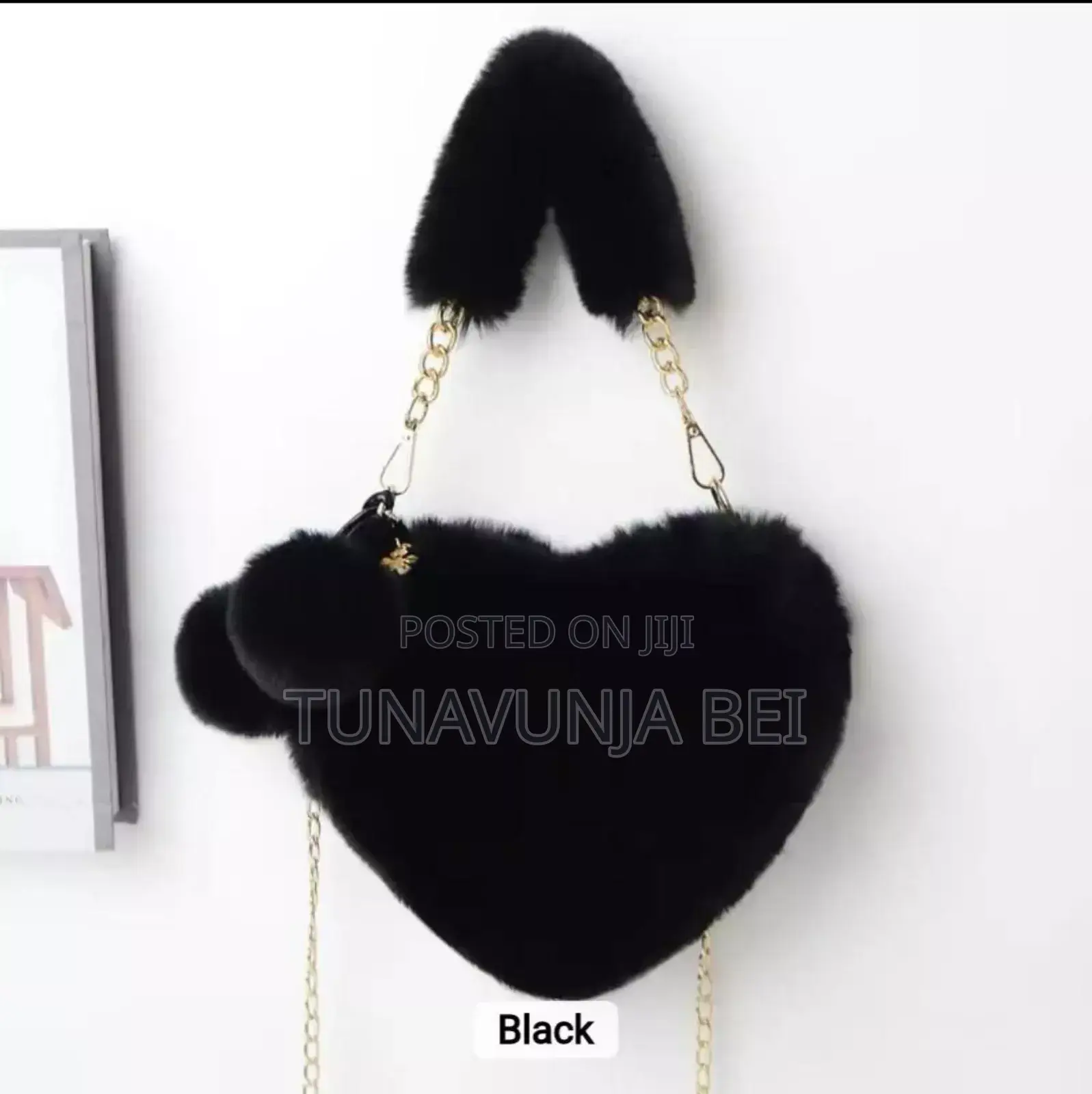 Vinyau Shoulder Bag