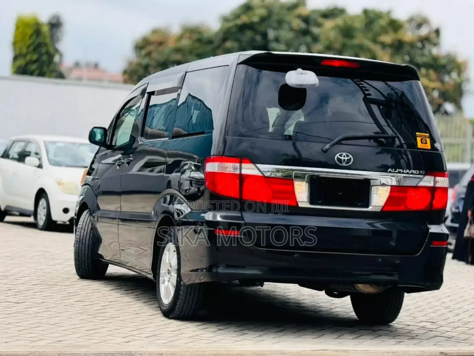 Toyota Alphard 2005 Black