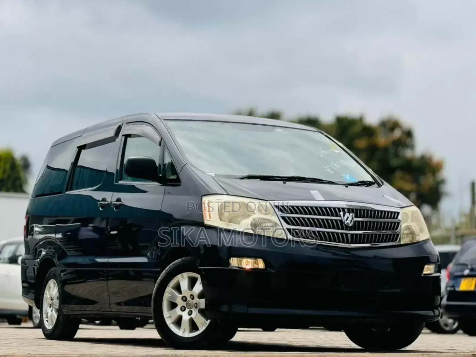 Toyota Alphard 2005 Black