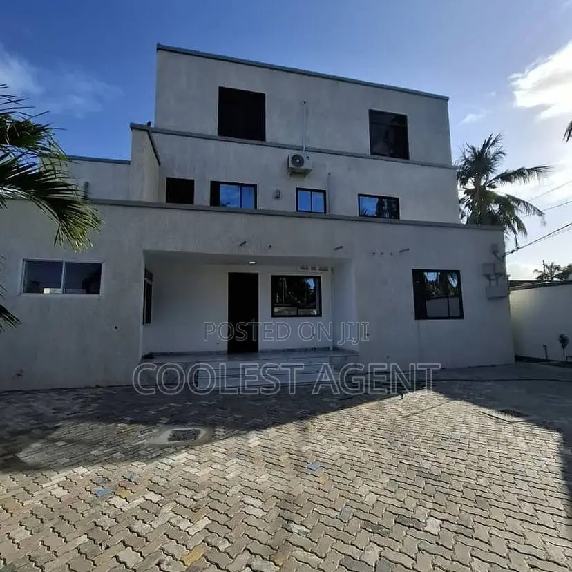 4bdrm Villa in Mikocheni, Kinondoni for rent