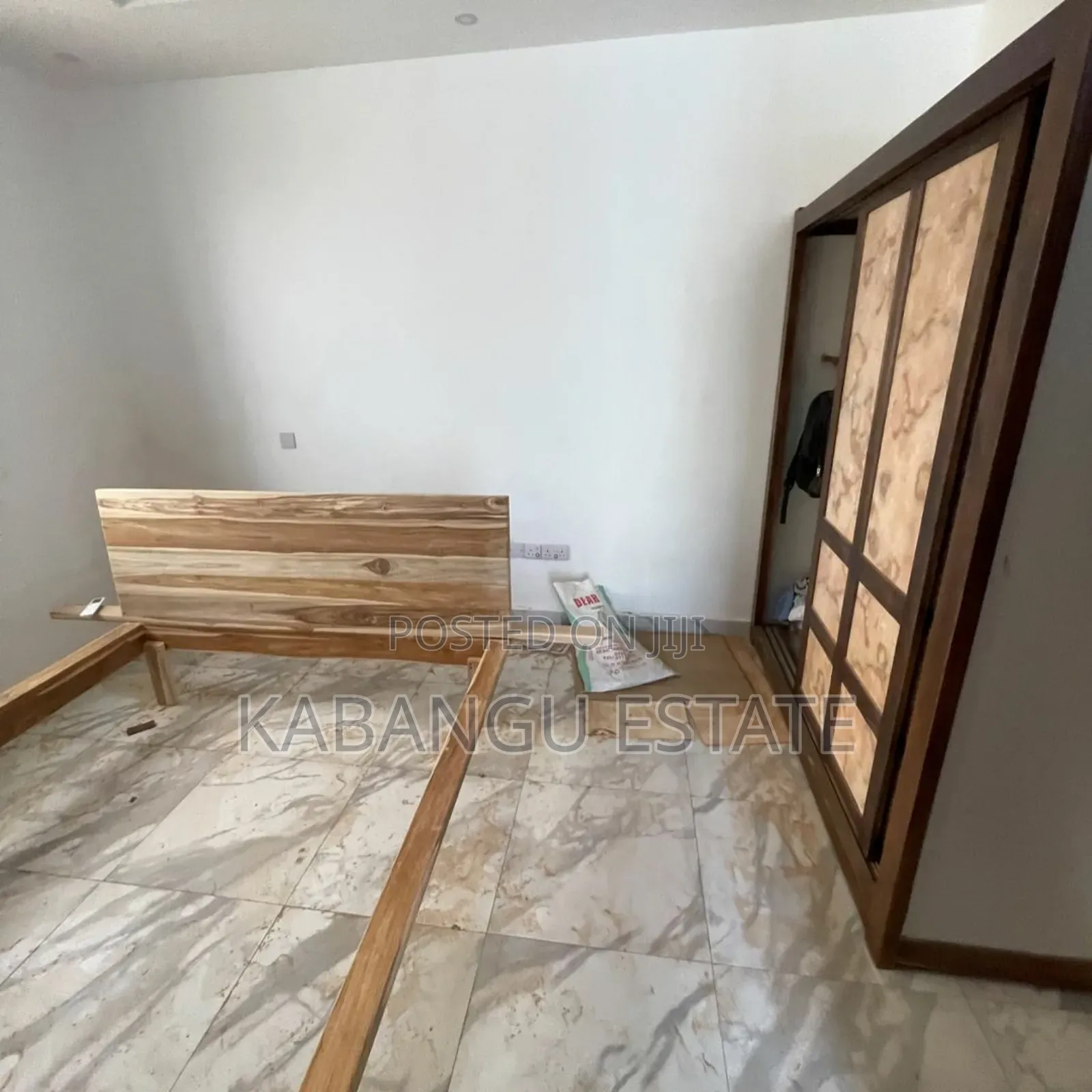 Furnished 4bdrm Villa in Mikocheni for rent