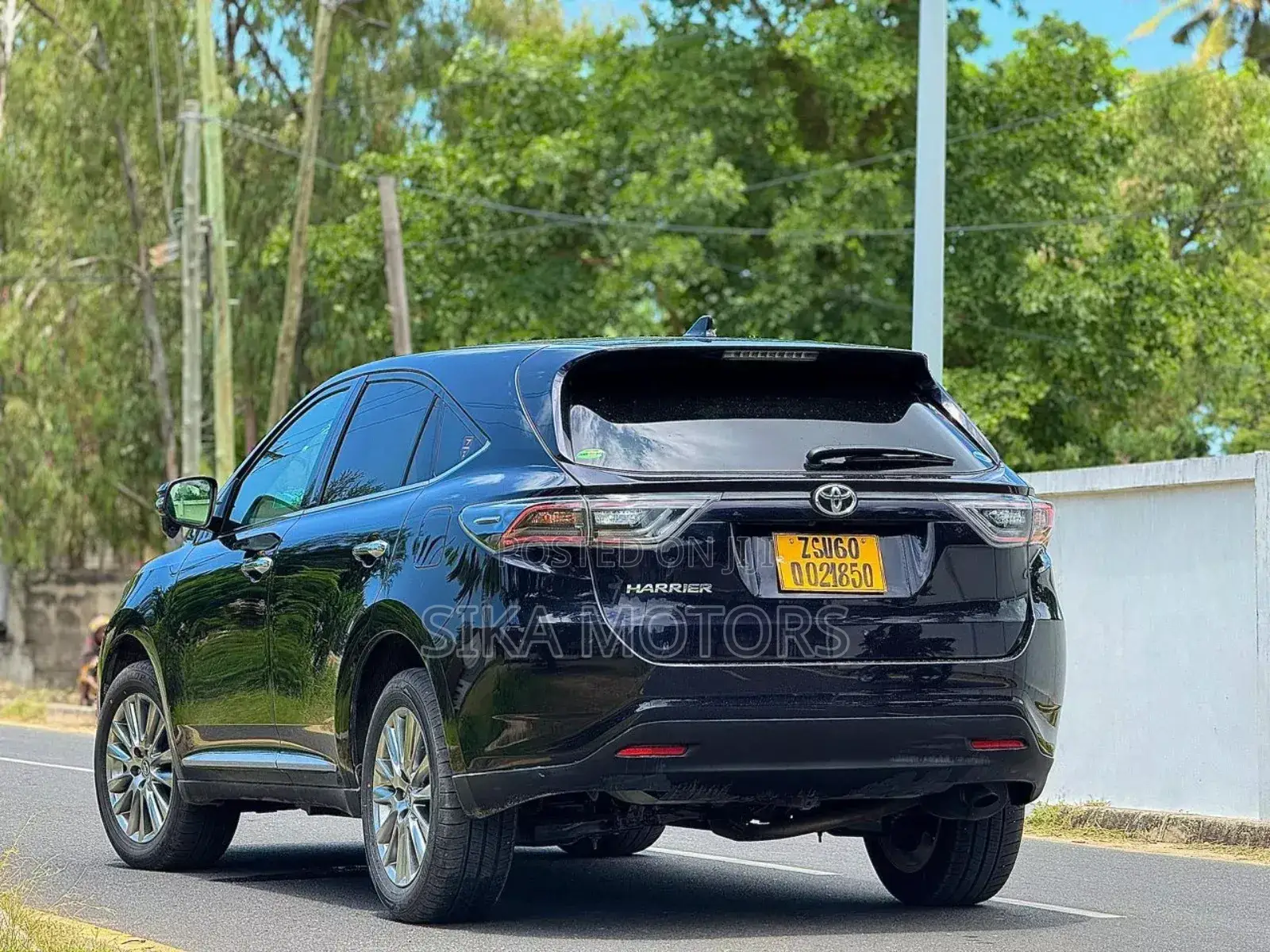 Toyota Harrier 2019 Black