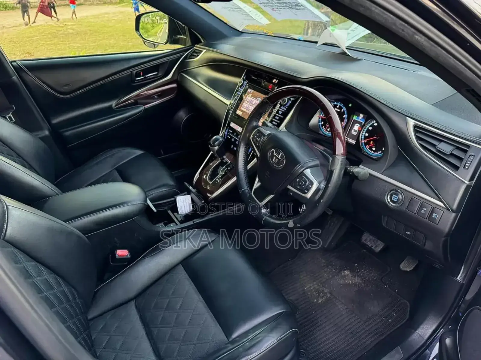 Toyota Harrier 2019 Black