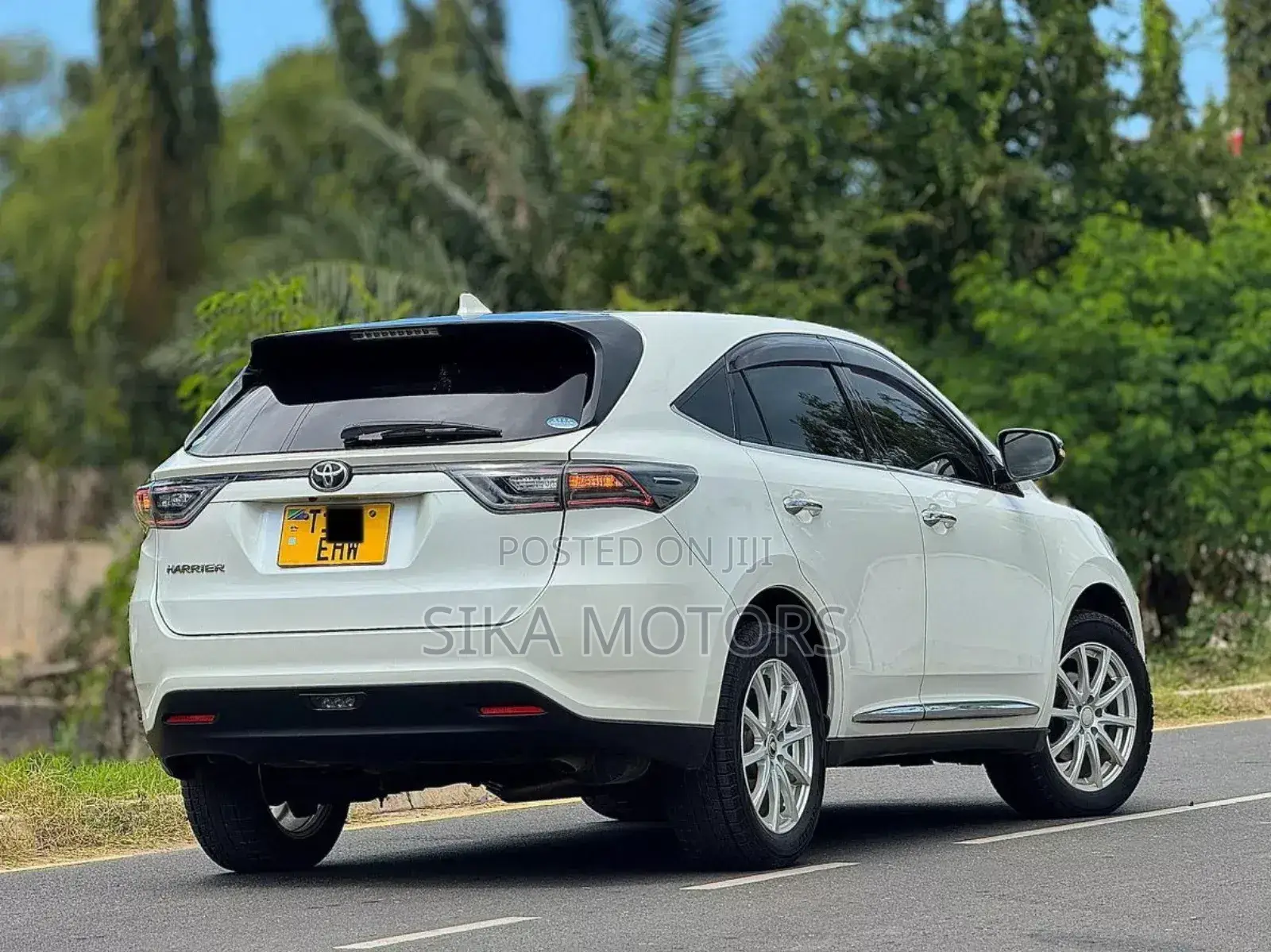 Toyota Harrier 2019 White