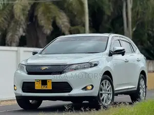 Toyota Harrier 2019 White