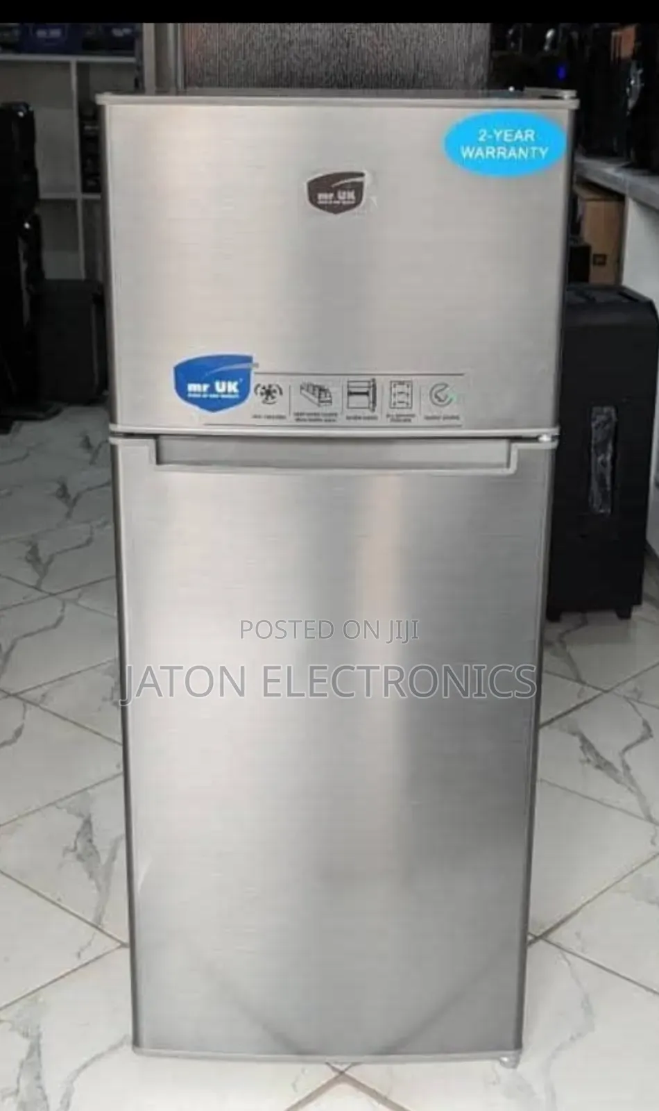 Mr UK Refrigerator F63 124L