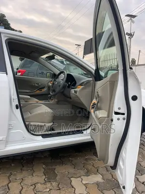 Toyota Premio 2009 White
