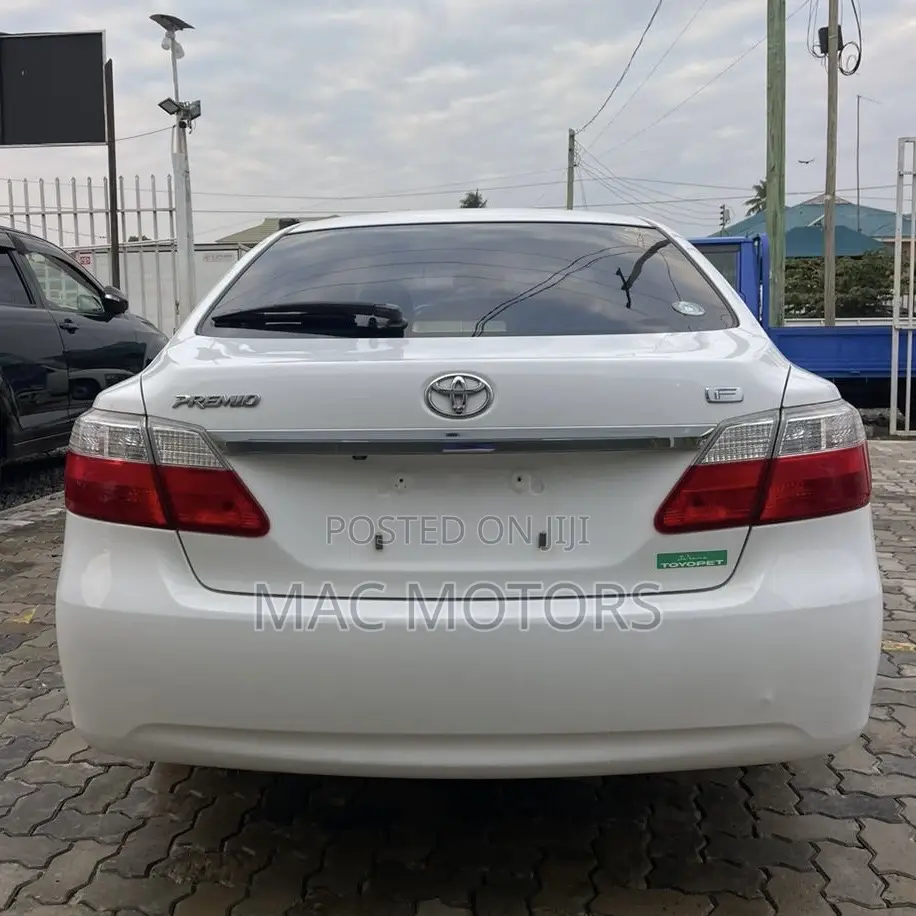 Toyota Premio 2009 White