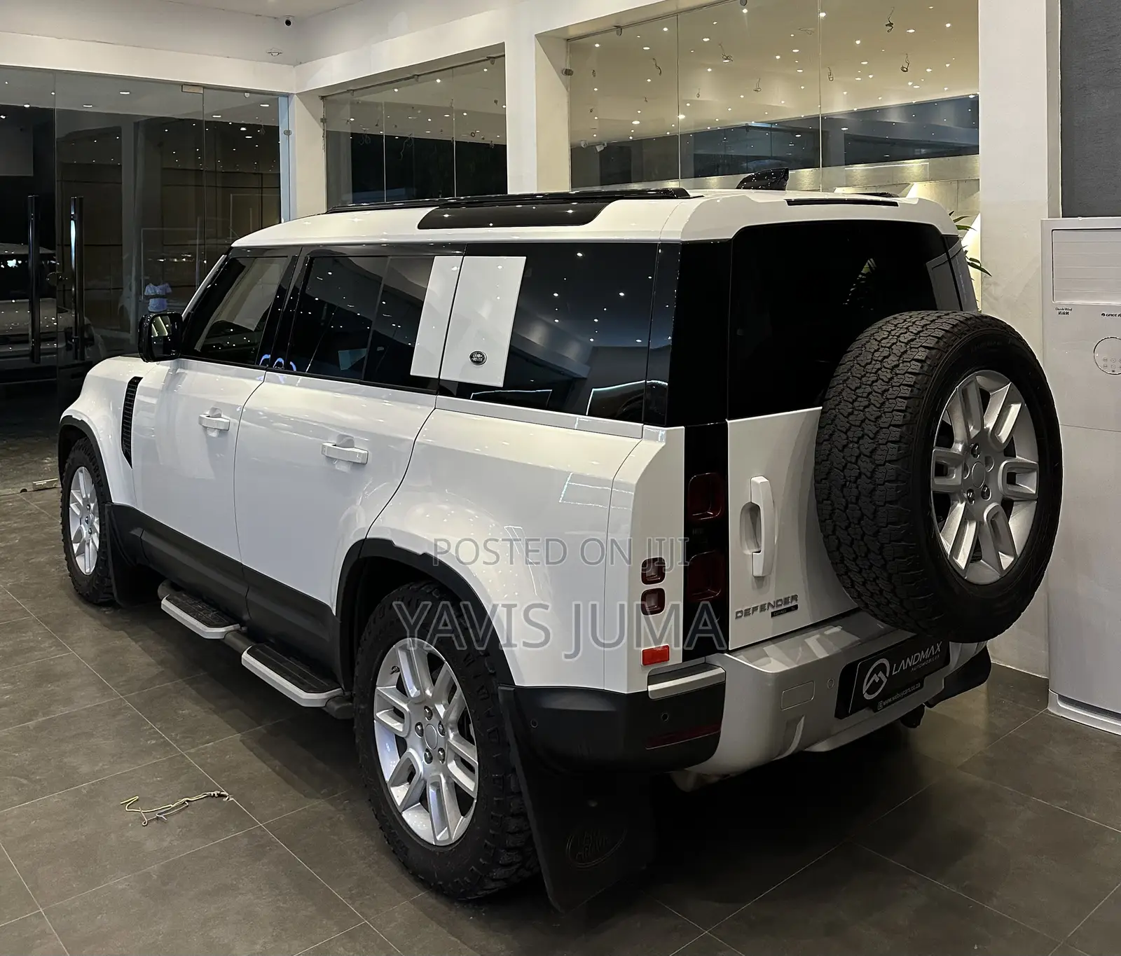 Land Rover Defender 2023 White