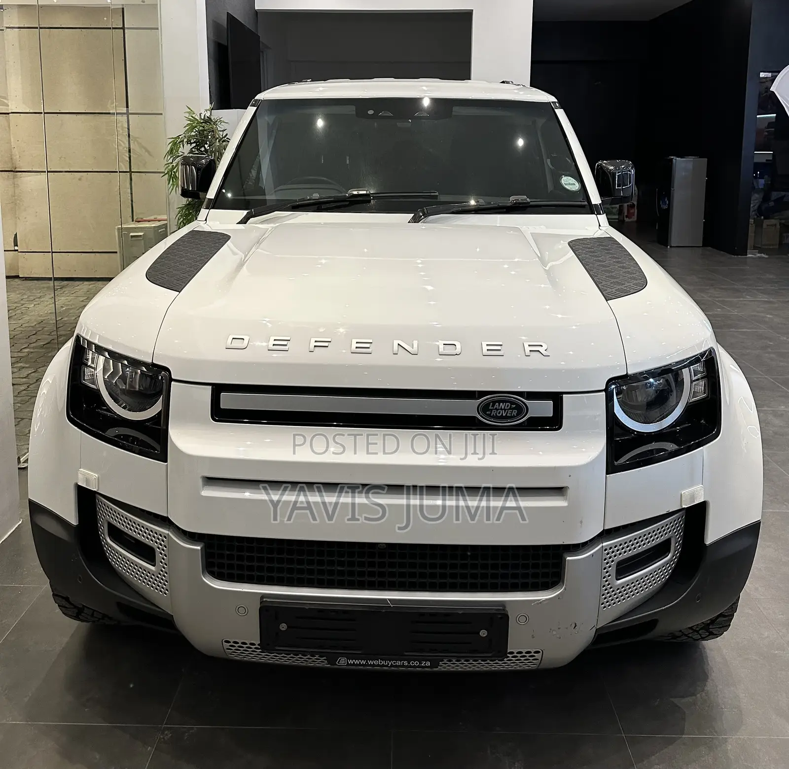 Land Rover Defender 2023 White