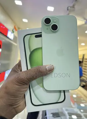 New Apple iPhone 15 128 GB Green