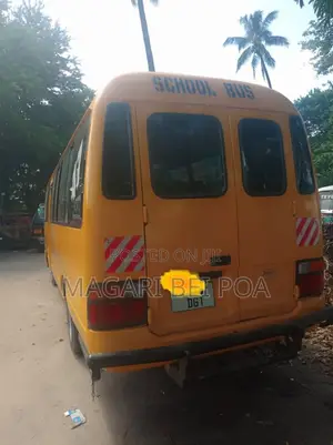 Toyota Coaster 2004 Orange