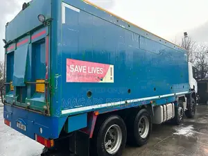Scania 114 Box Body