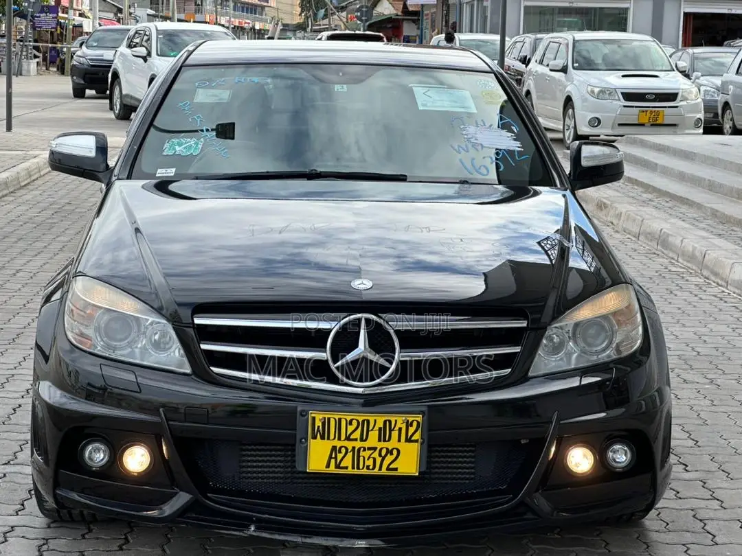 Mercedes-Benz C-Class 2009 Black