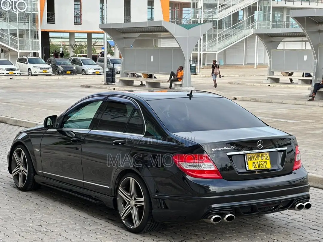 Mercedes-Benz C-Class 2009 Black