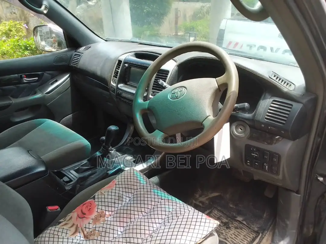 Toyota Land Cruiser Prado 2007 Black
