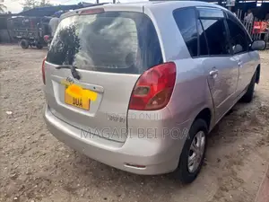 Toyota Corolla Spacio 2005 Silver