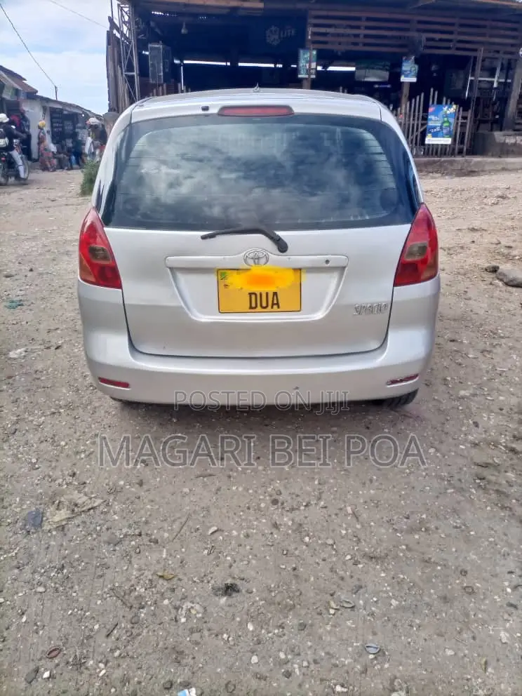 Toyota Corolla Spacio 2005 Silver