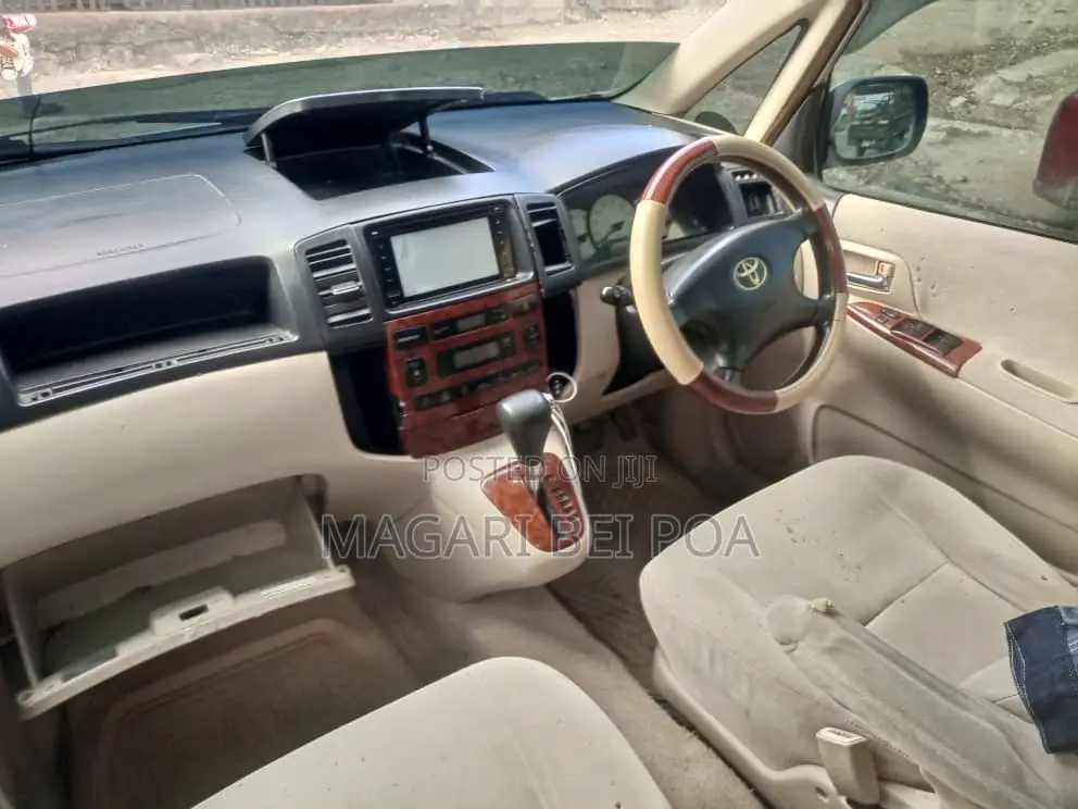 Toyota Corolla Spacio 2005 Silver