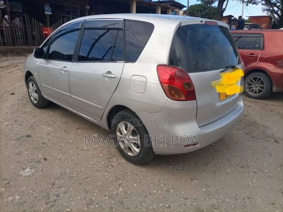 Toyota Corolla Spacio 2005 Silver