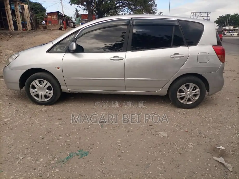 Toyota Corolla Spacio 2005 Silver