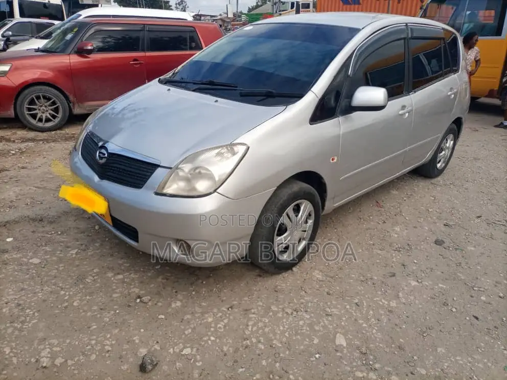 Toyota Corolla Spacio 2005 Silver