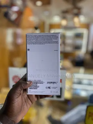 New Apple iPhone 11 64 GB Purple