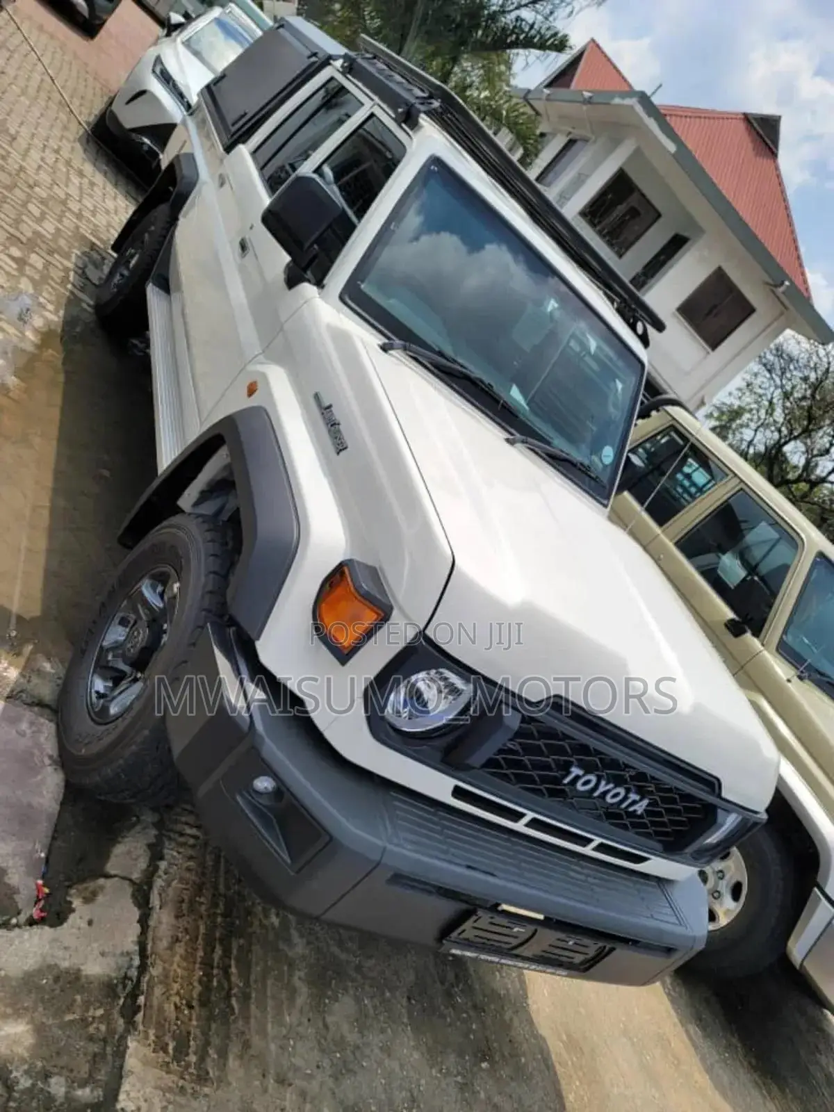 Toyota Land Cruiser 2023 Off white