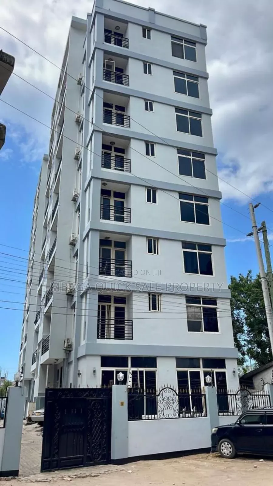 3bdrm Apartment in Msasani for sale