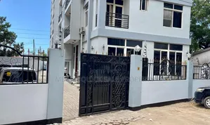 3bdrm Apartment in Msasani for sale