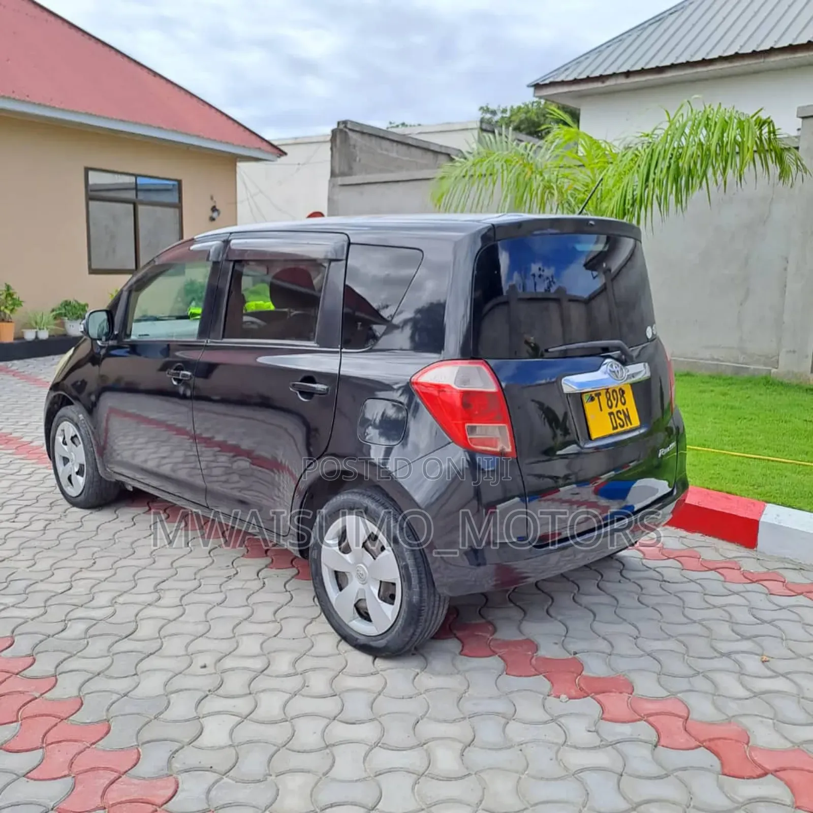 Toyota Ractis 2006 Black