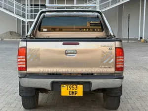 Toyota Hilux 2007 Gray