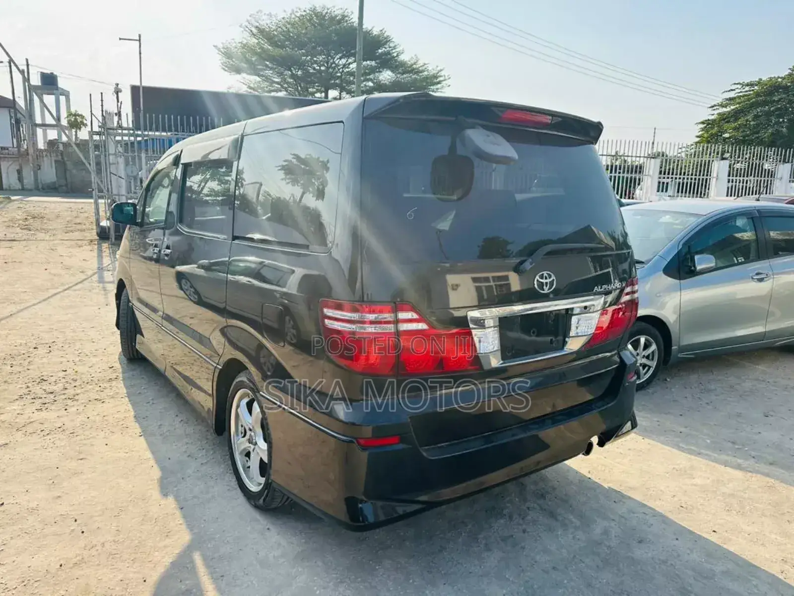Toyota Alphard 2007 Black