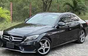Mercedes-Benz C200 2014 Black