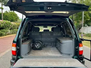 Toyota Land Cruiser 2004 Green