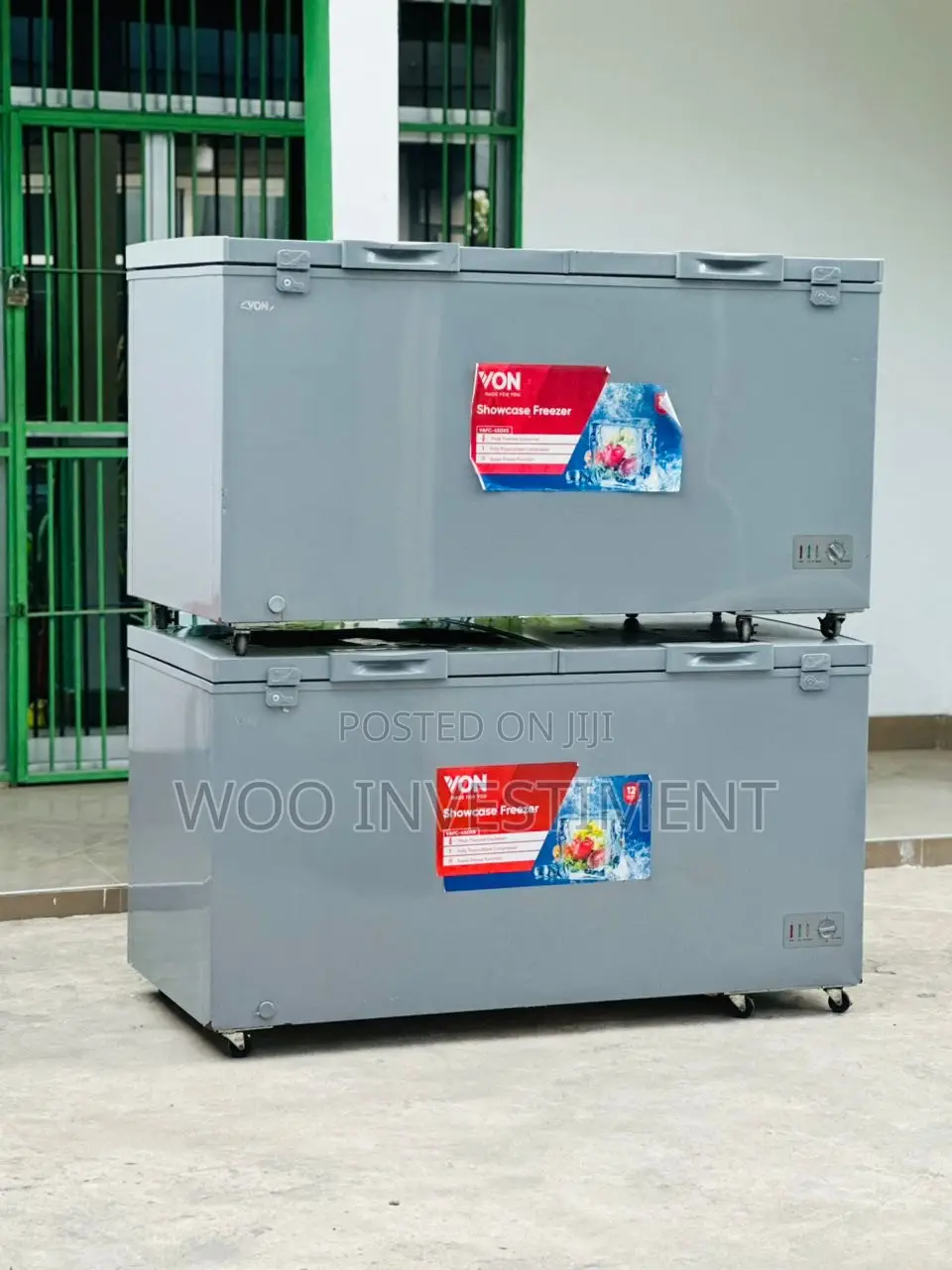 Von Freezer // 450L // Mpyaaa Mnooo // Bei 1.7 M Kwa Kila