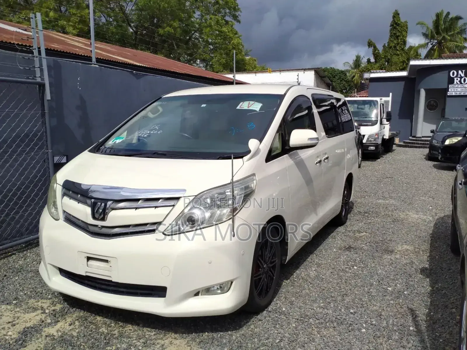 Toyota Alphard 2008 White