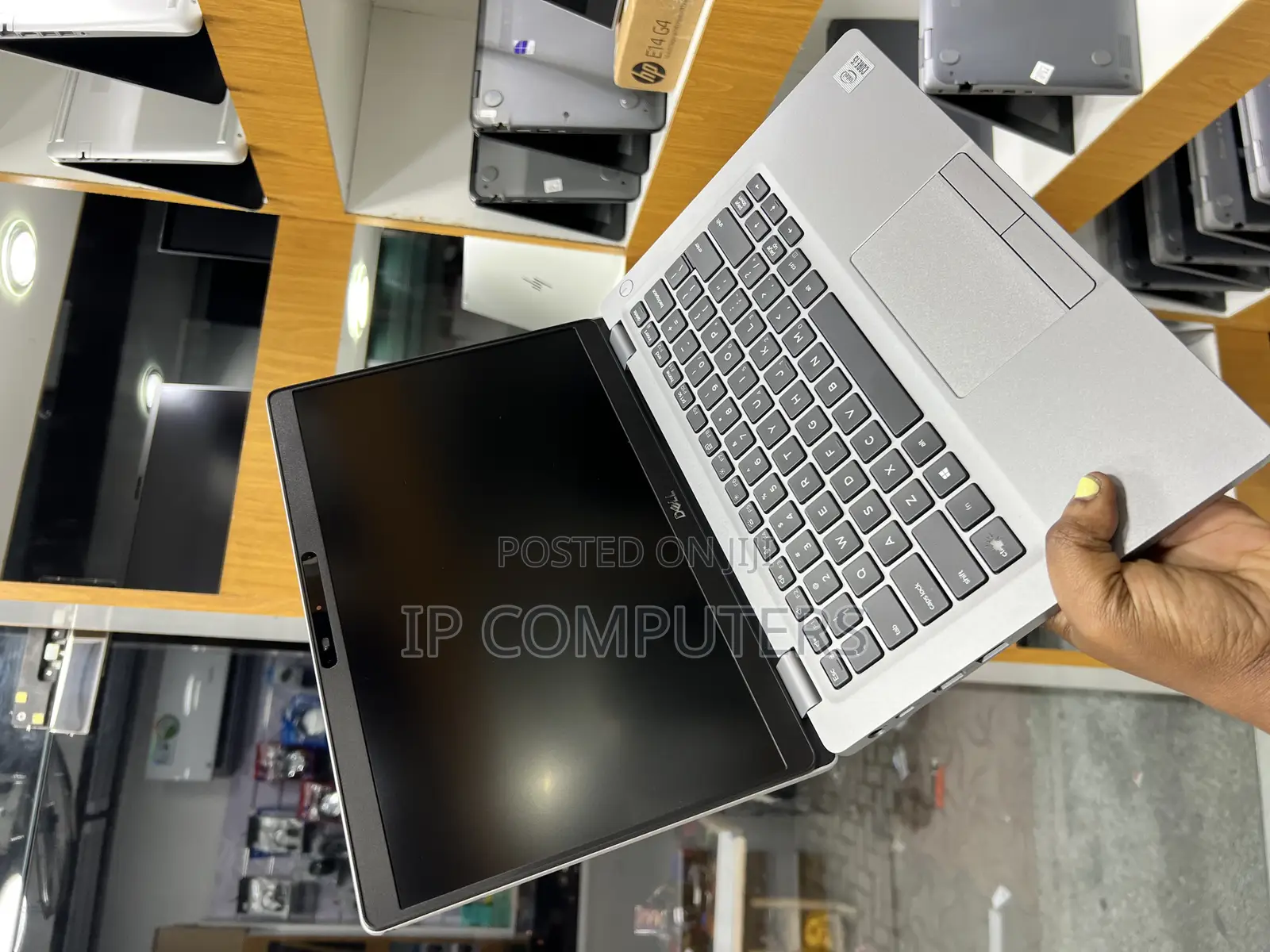 Laptop Dell Latitude 5310 8GB Intel Core I5 SSD 256GB