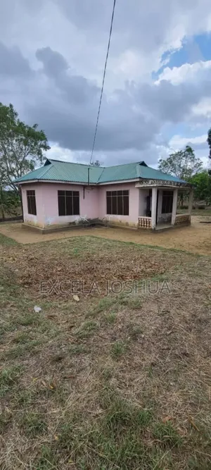 Eneo Lina Nyumba Ndani Linauzwa Boko Temboni Kibaha Pwani