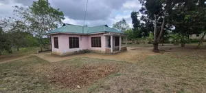 Eneo Lina Nyumba Ndani Linauzwa Boko Temboni Kibaha Pwani