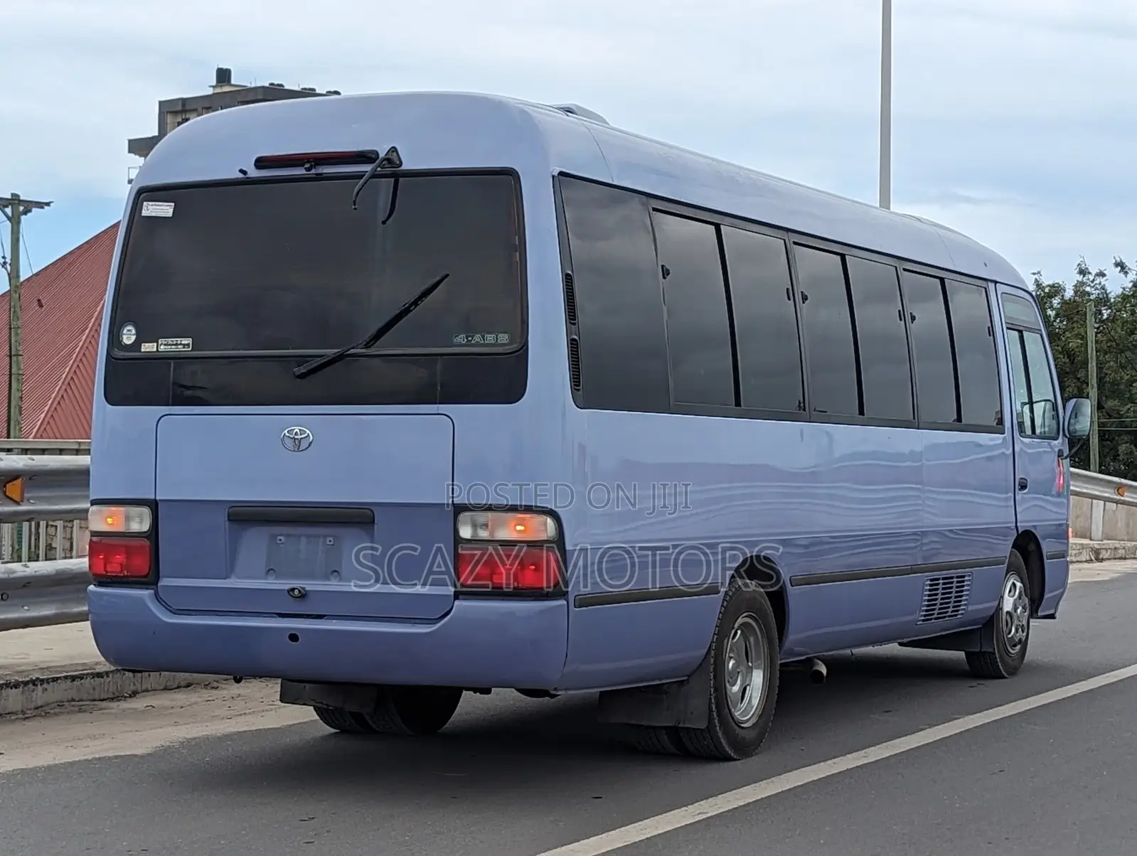 Toyota Coaster 1998 Blue