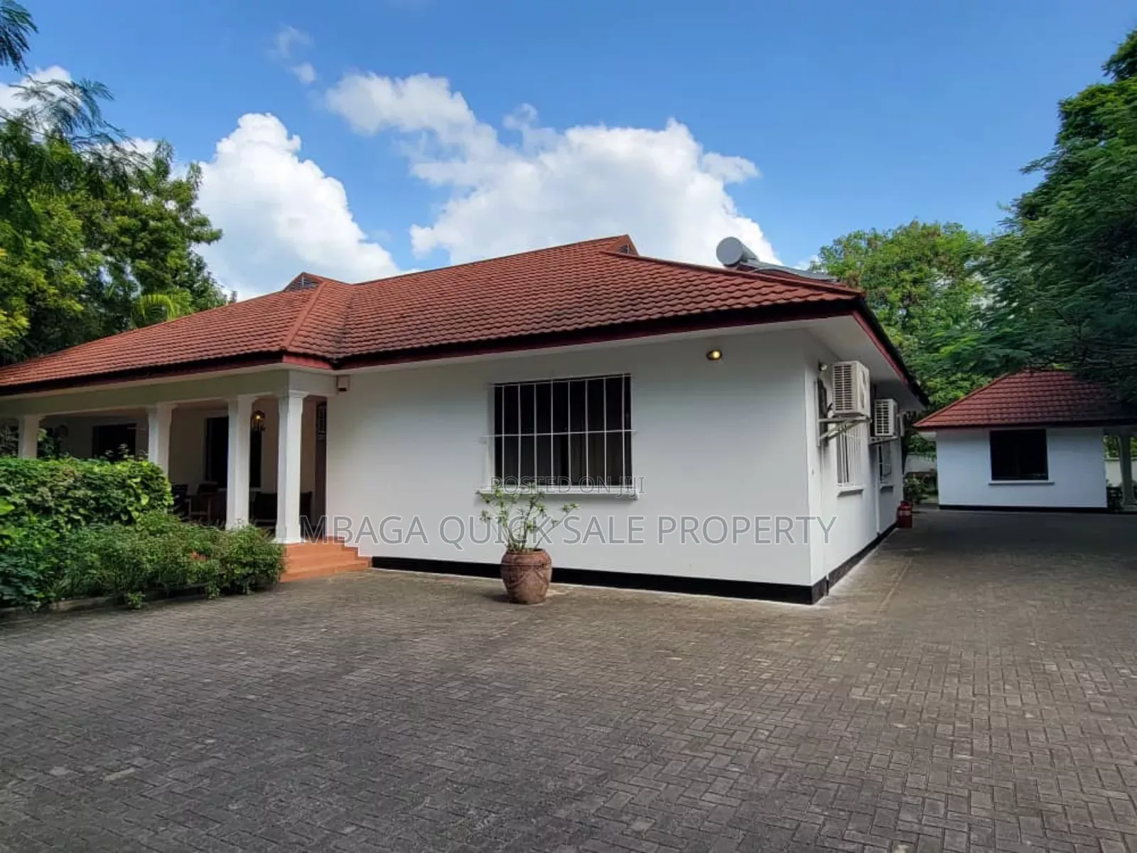 4bdrm House in Oysterbay for rent