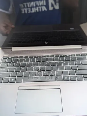 New Laptop HP ZBook 14u G5 8GB Intel Core I5 SSD 256GB