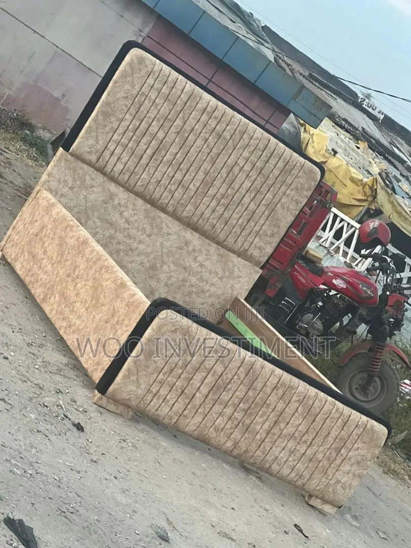 Bedsofa Mpya Mbao Ngumu Size 5//6 Clean Sana