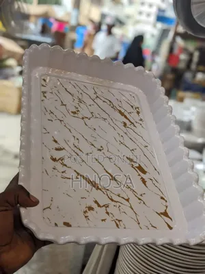 Trei Nzuto Na Ninzuri Sana