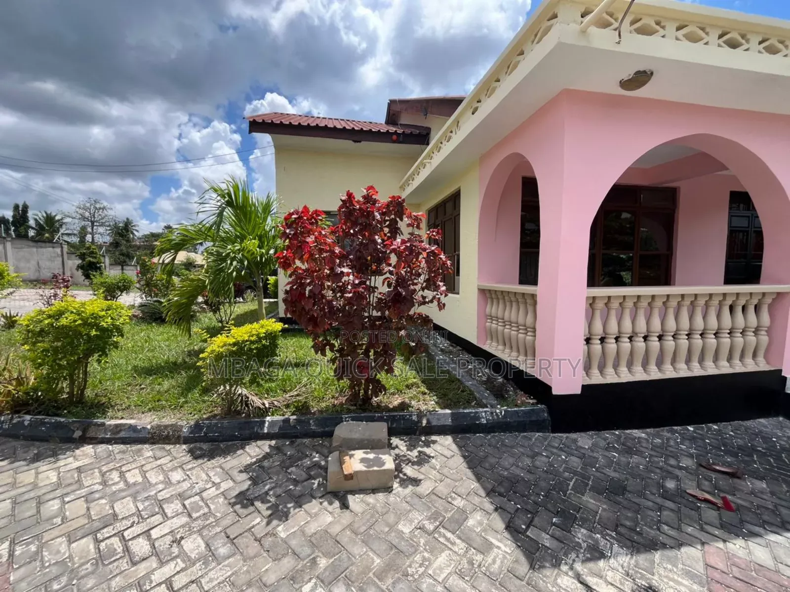4bdrm House in Mbezi Kwa Msuguri, Bunju for rent